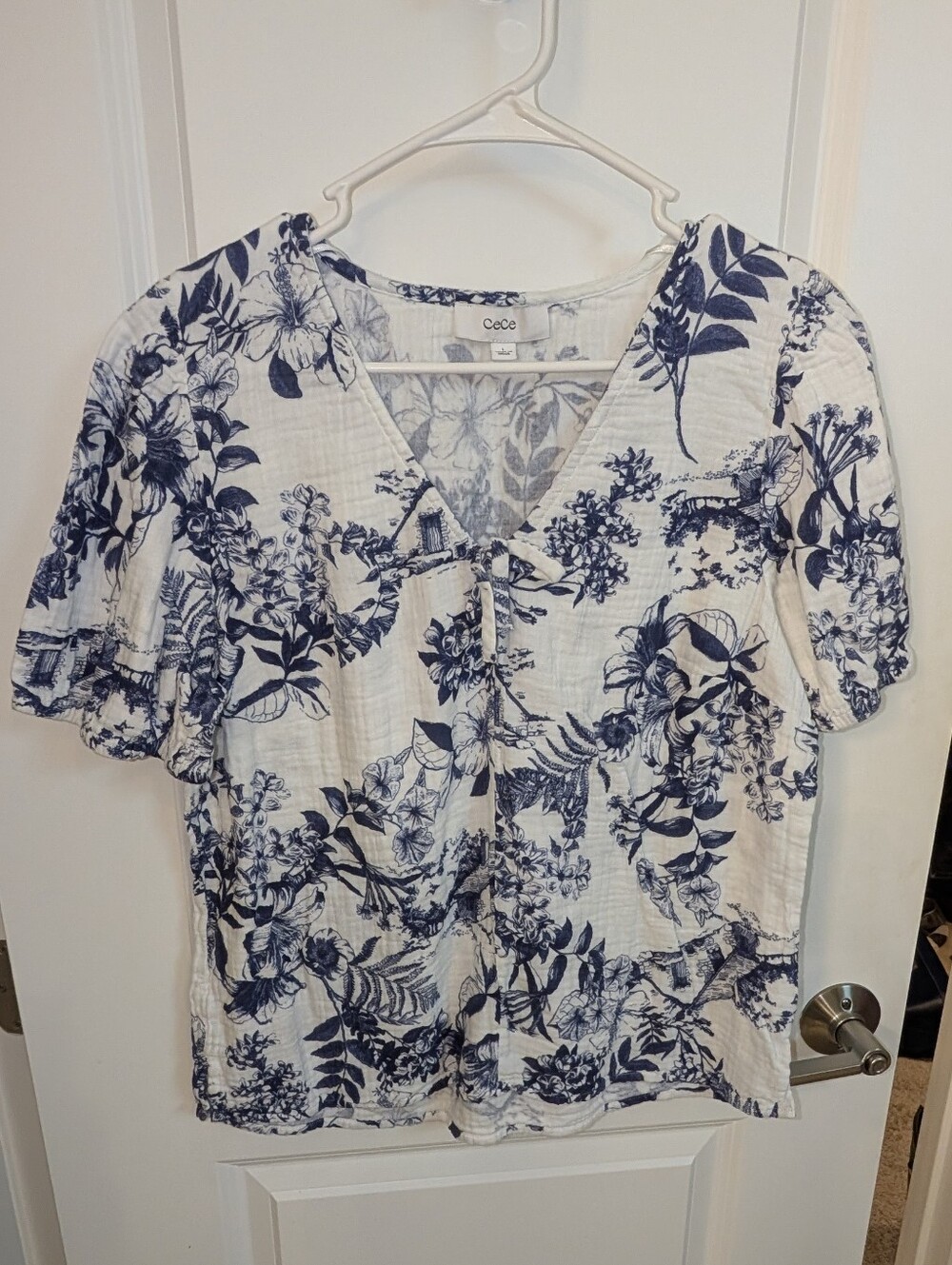 CeCe White & Navy Floral V-Neck Flutter Sleeve Blouse